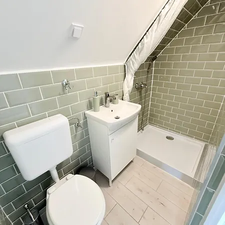 Helló Zsóry Apartament *